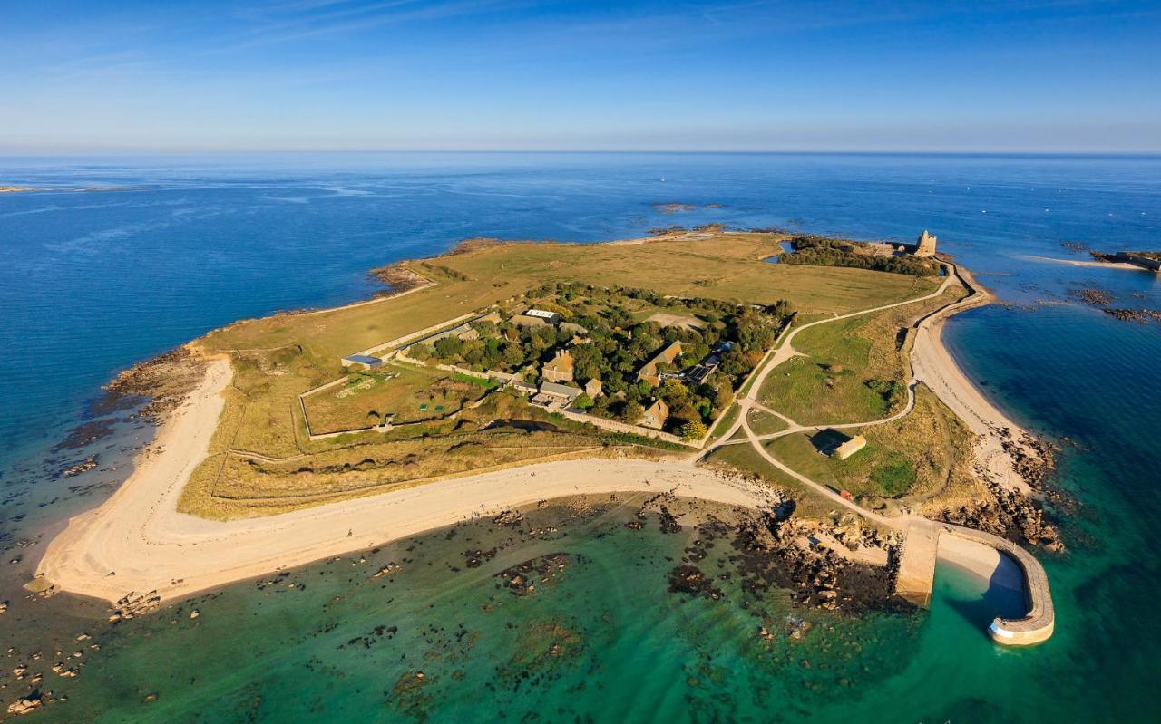 Maison Normande Proche De La Mer Et Des Commodites Villa Quettehou Екстериор снимка