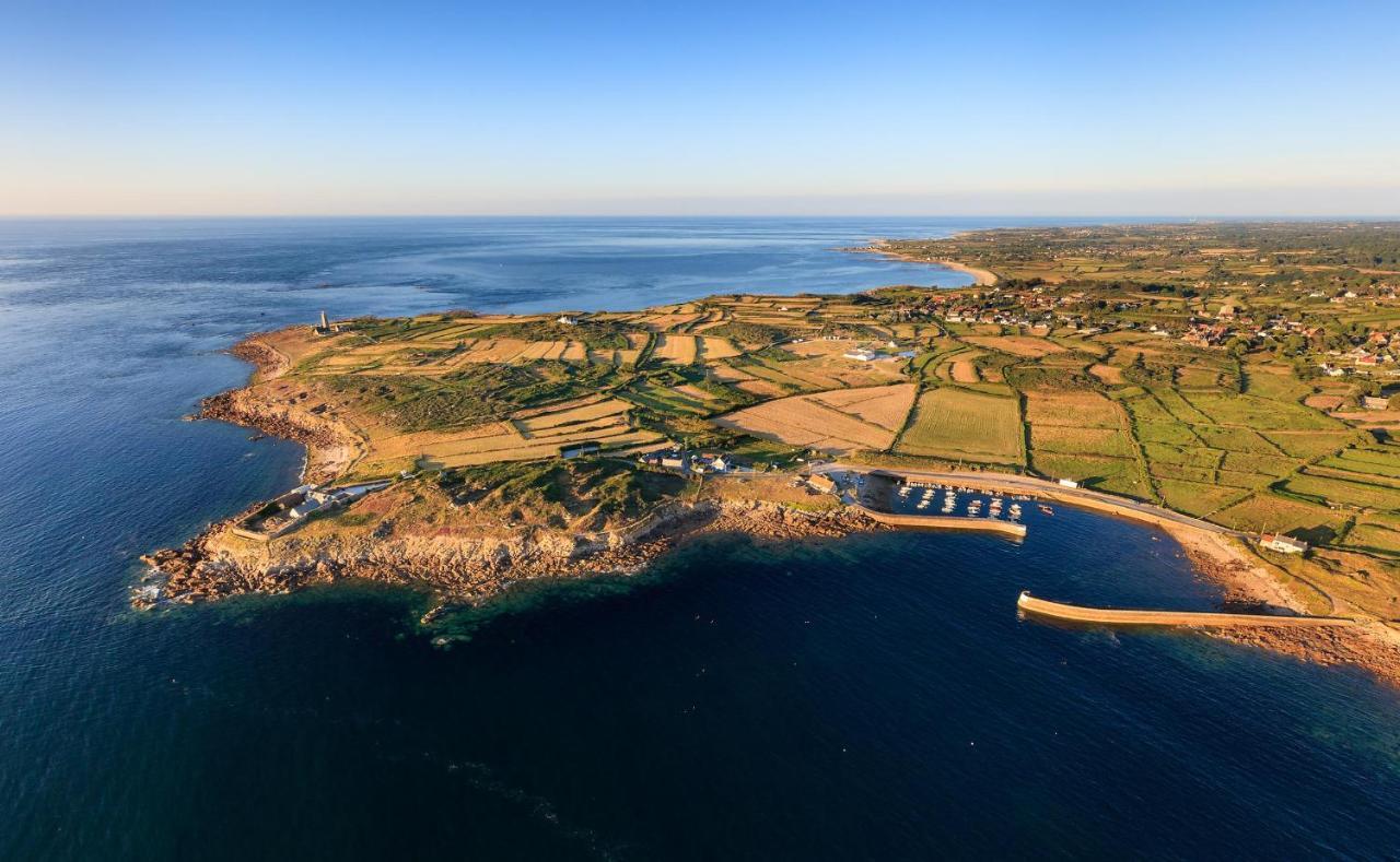 Maison Normande Proche De La Mer Et Des Commodites Villa Quettehou Екстериор снимка